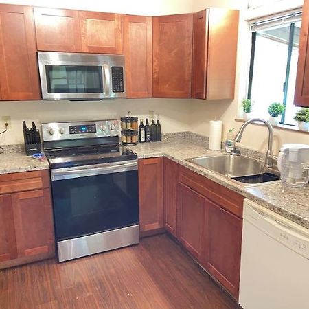 Peaceful, Private Master Bedroom With Own Bath Near Hilo, With Ac! Keaau Exterior foto