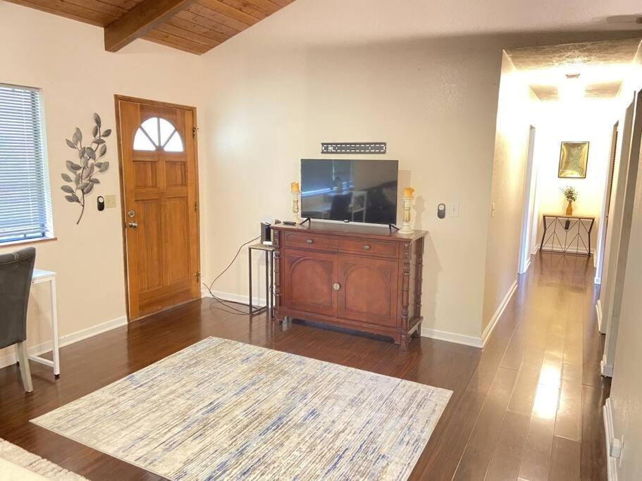 Peaceful, Private Master Bedroom With Own Bath Near Hilo, With Ac! Keaau Exterior foto